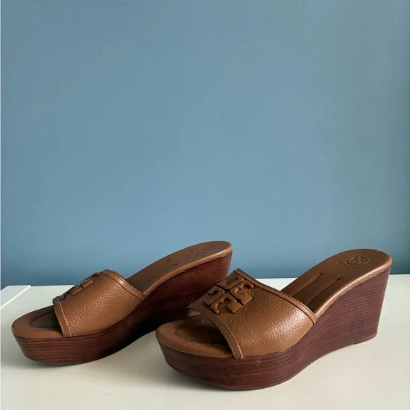 Tory Burch Tan Leather Sandals - Picture 2 of 5